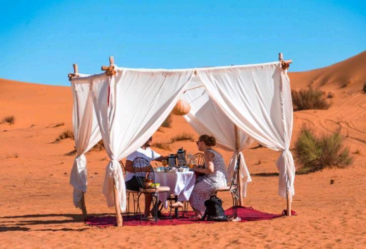 Merzouga Luxury Camp Dış mekan fotoğraf
